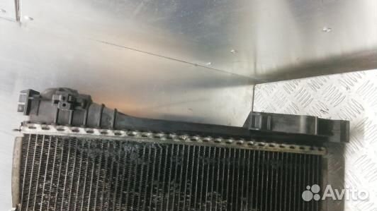 Радиатор системы охлаждения mercedes benz E-class