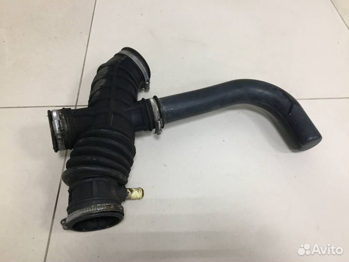 Патрубок воздушного фильтра Daewoo Nexia N150 2008