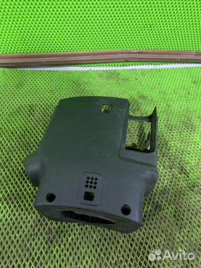 Кожух подрулевой Peugeot 308