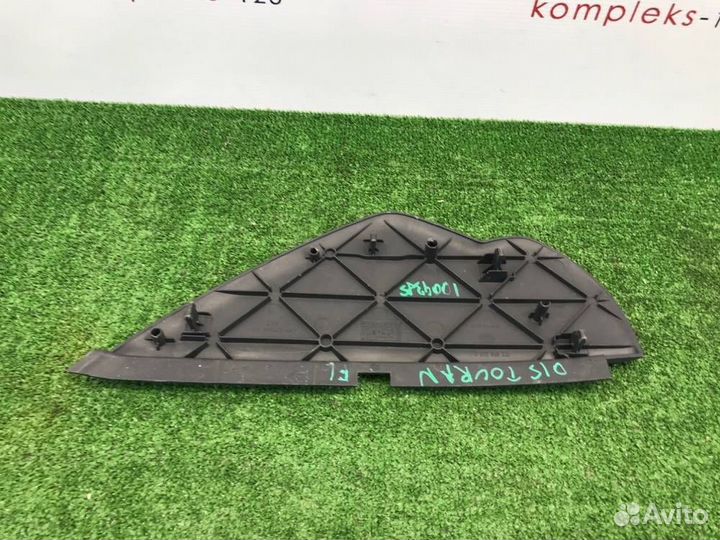 Накладка в торпедо левая Volkswagen Touran 1T cavc