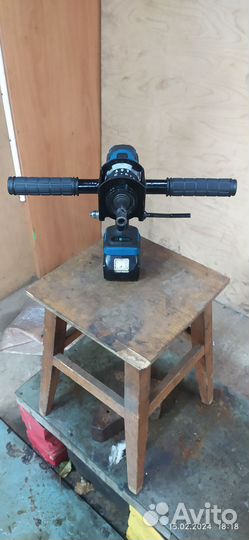 Адаптер для ледобура правого вращения