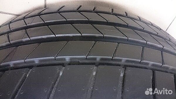 Bridgestone Turanza T005 235/45 R18 98Y