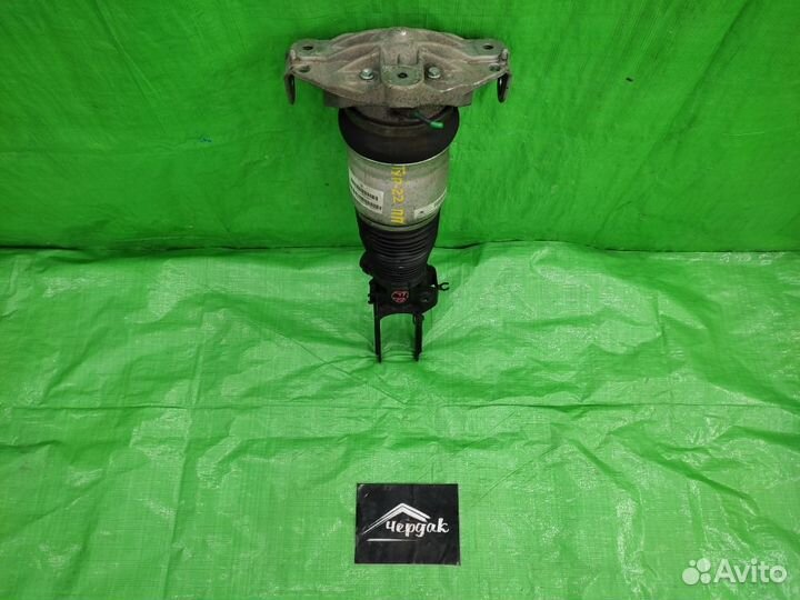 Стойка пневмо перед прав VW Touareg / Cayenne / Q7