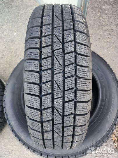 Hankook Winter I'Cept IZ W606 165/60 R14