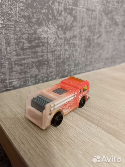 Hot wheels машинки