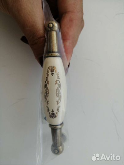 Мебельные ручки