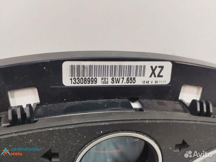 Щиток приборов (приборная панель) Opel Zafira