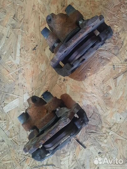 Суппорт тормозной задний Rover 75 2.5л R/L