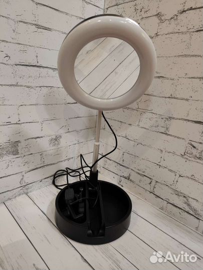 Кольцевая лампа 17см с зеркалом