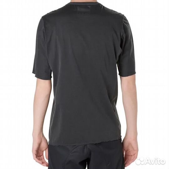 Футболка acronym