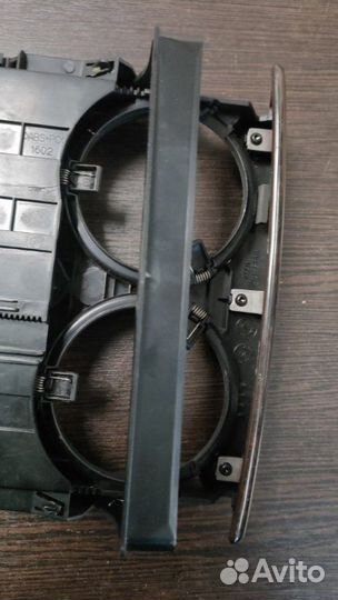 Подстаканник Bmw X5 E53