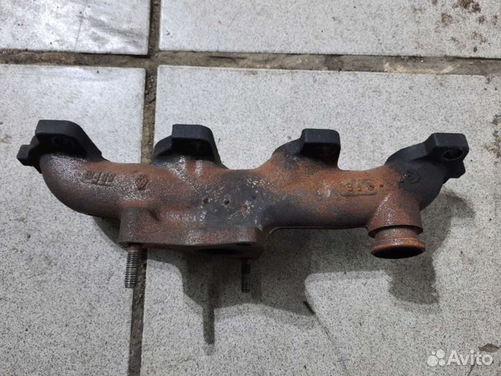 Выпускной коллектор Renault megan scenic 1,5 k9k