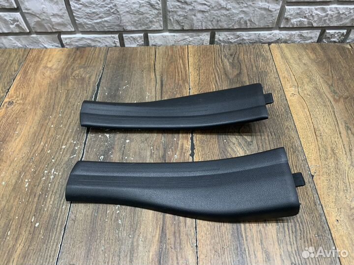 Mercedes Benz AMG A45 W176 Накладка порога задняя
