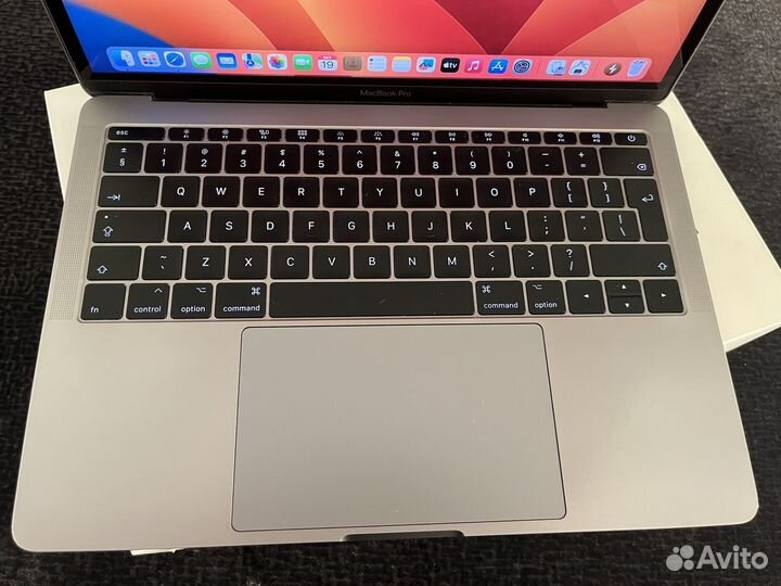 Apple macbook pro 13 2017
