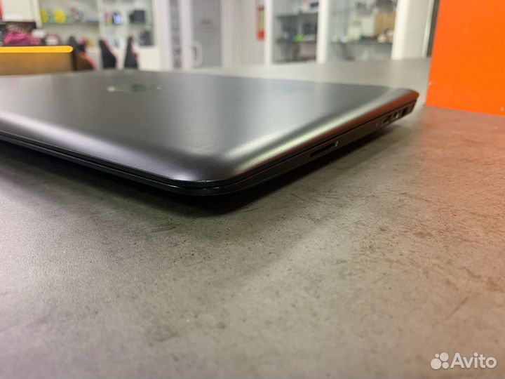 Hp/i7 8550/8GB/GTX1050/SSD+HDD/15.6 IPS FHD