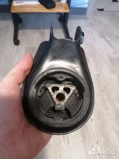 Опора двигателя задняя форд фокус 2