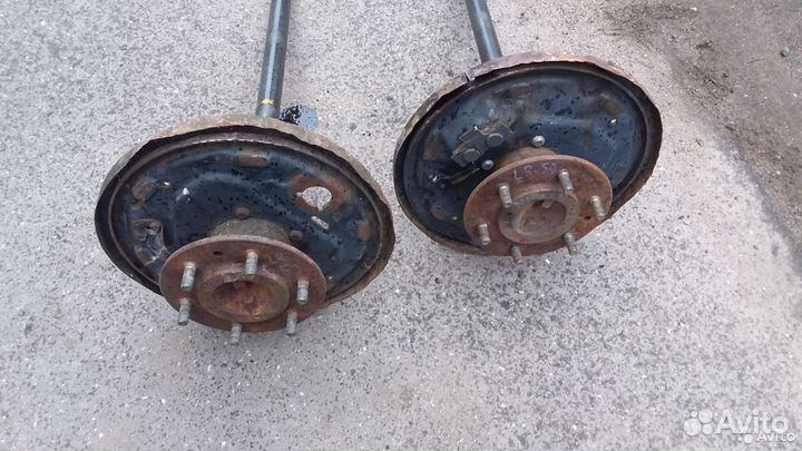 Полуось задняя Nissan Terrano LR50 Pathfinder