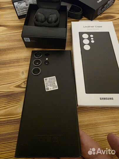 Samsung Galaxy S23 Ultra, 12/256 ГБ