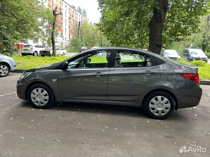 Hyundai Solaris 1.4 AT, 2013, 192 000 км