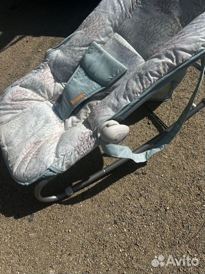 Шезлонг детский