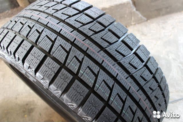 Зимняя одна новая шина 255/55/R18 Bridgestone RFT