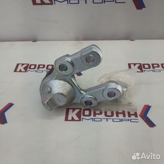 Опора шаровая передняя нижняя Nissan truck 79-85