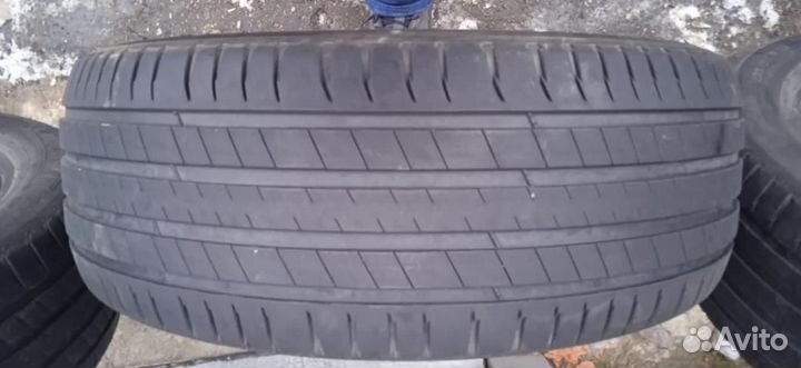 Michelin Latitude Sport 3 235/55 R19