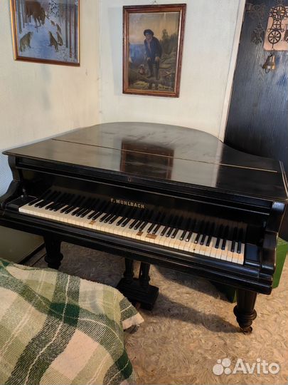 Рояль кабинетный