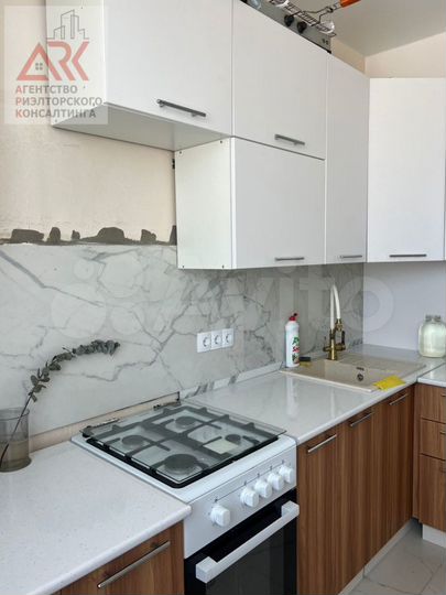 2-к. квартира, 56,3 м², 6/6 эт.