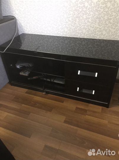 Тумба под телевизор