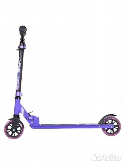 Детский самокат (новый)