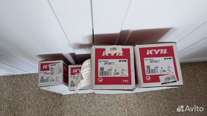 Амортизатор KYB на Honda Crosstour