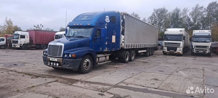Freightliner Century, 2004