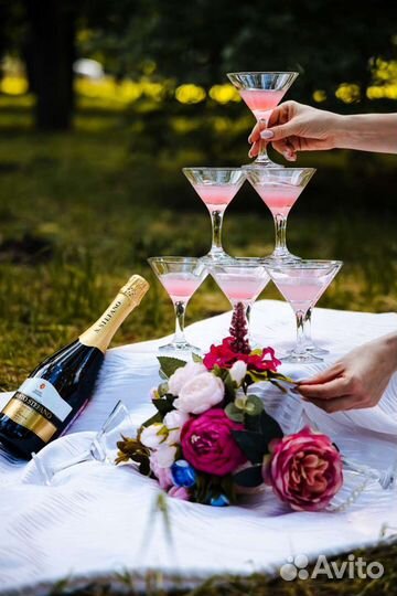 Пирамида из бокалов