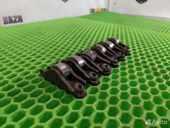 Рокер клапана