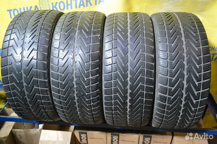 Vredestein Wintrac Xtreme 215/45 R17