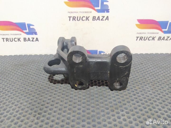 Кронштейн двигателя передний правый Man TGL