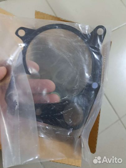 Помпа Bmw E46/E39/E38 SKF vkpc88430