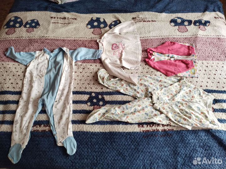 Отдам бесплатно детские вещи