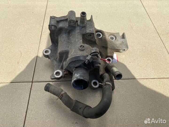 Корпус термостата Nissan Qashqai J10