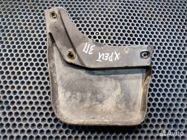 Брызговик задний правый LADA xray