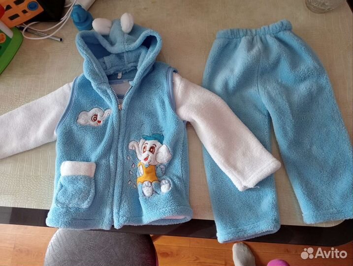 Костюм детский тройка