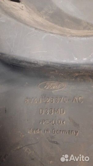 Брызговик задний правый Ford Kuga