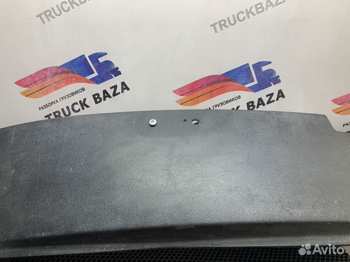 Передняя панель салона Renault Kerax