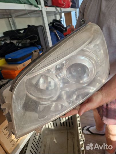 Фара Toyota rav4 левая 2007