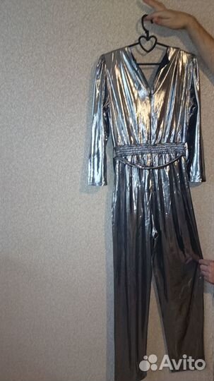 Комбинезон с серебряным напылением р44,46,48,50