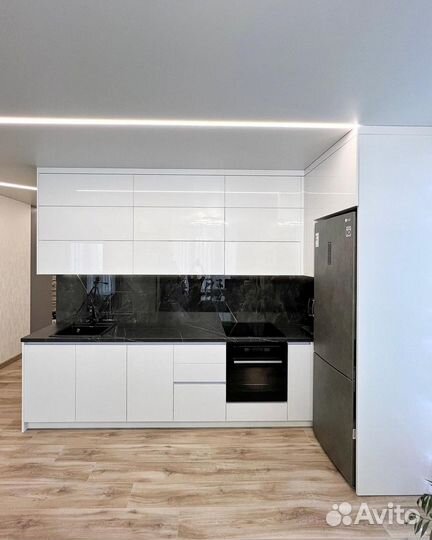 Кухня Белая Кухонный гарнитур