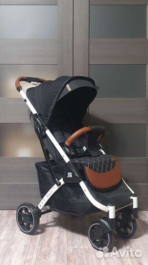 Прогулочная коляска babalo