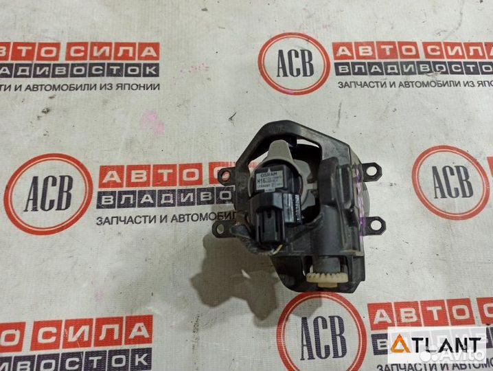 Туманка левая toyota esquire