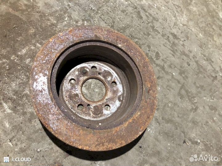 Тормозной диск на toyota ipsum ACM26